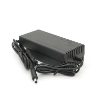 Зарядний пристрій для акумуляторів LiFePO4 24V(29,2V),8S,5A, штекер 5,5*2,5, з індикацією, 154x70x44mm