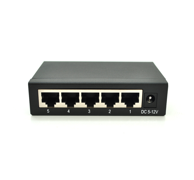 Комутатор Dinkia DS-1005P 5 портів Ethernet 10 / 100 Мбіт / сек, без БЖ, BOX