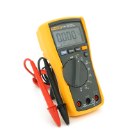 Мультиметр Fluke 115C. Вимірювання: V (AC / DC), A (AC / DC), Ω, C, Hz. Функції: True RMS, Data Hold, Min / Max, підсвічування, продзвонювання. 167x84x46 мм. 300 г