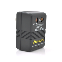 Преобразователь напряжения SW-70, 220V > 110V . Мощность 70 Вт. LED-индикация. Черный + переходник