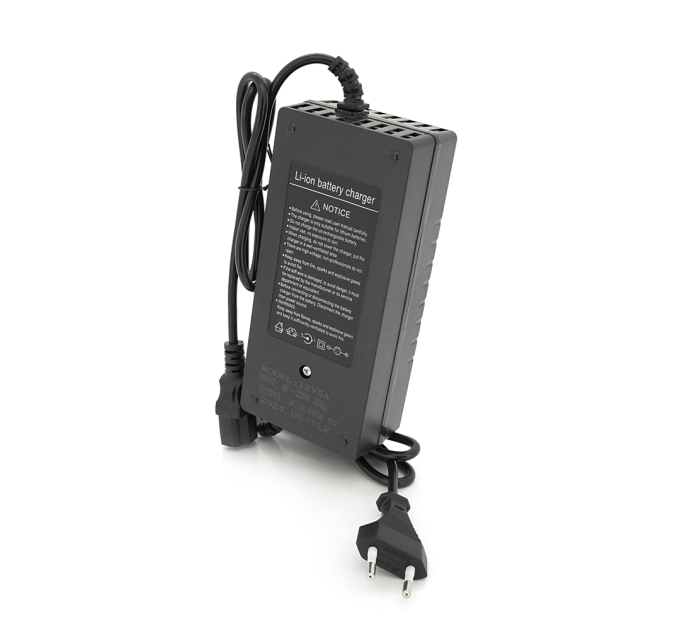 Зарядний пристрій акумуляторів Li-ion 16.8V, 5A, , роз'єм Triangle plug (T-tipe / IEC / C13 N+L-), LED-індикація
