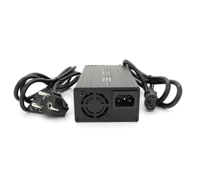 Зарядний пристрій для акумуляторів LiFePO4 24V(29,2V),8S,10A, штекер Triangle plug (T-tipe / C13 / IEC). 137x90x50mm