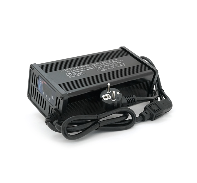 Зарядний пристрій для акумуляторів Li-ion 60V(71,4V),17S,15A, 900Вт. штекер Triangle plug (T-tipe / C13 / IEC). 185x88x60mm 1.5 кг