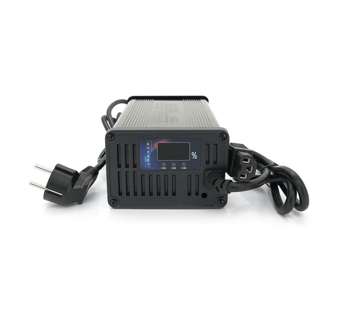 Зарядний пристрій для акумуляторів Li-ion 60V(71,4V),17S,15A, 900Вт. штекер Triangle plug (T-tipe / C13 / IEC). 185x88x60mm 1.5 кг