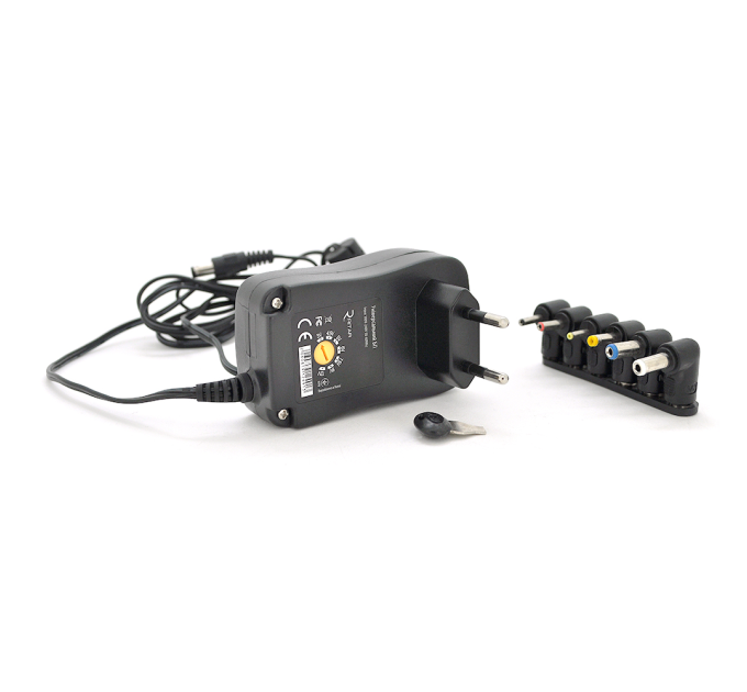 Універсальний БП Input 100V-240V 50-60Mhz, Output :3V-12V-1.5.A 18W, 6 Г-подібних роз'ємів 2.35*0.75 / 3.0*1.1 / 3.5*1.35 / 4.0*1.7 / 5.5 BOX
